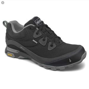 Ahnu Sugarpine Hiking Shoes